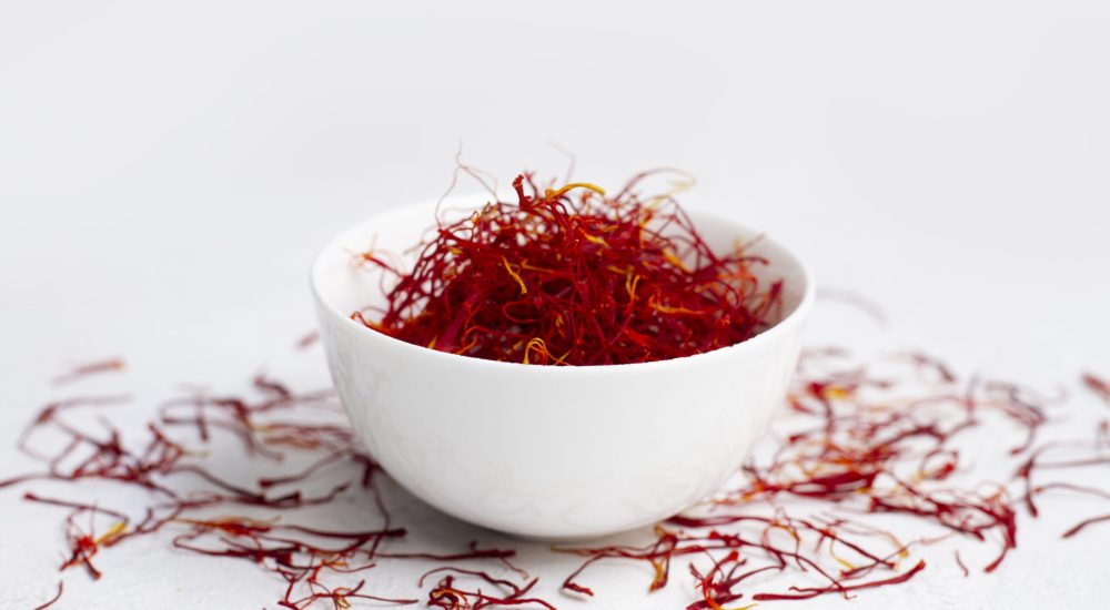aromatic-saffron-still-life-composition