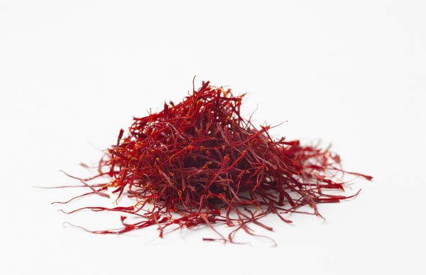 saffron-spice-still-life-composition (1)